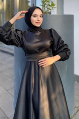 BLACK  QUEEN