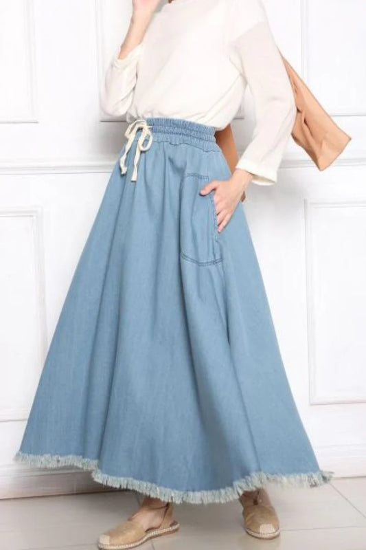 tulle skirt